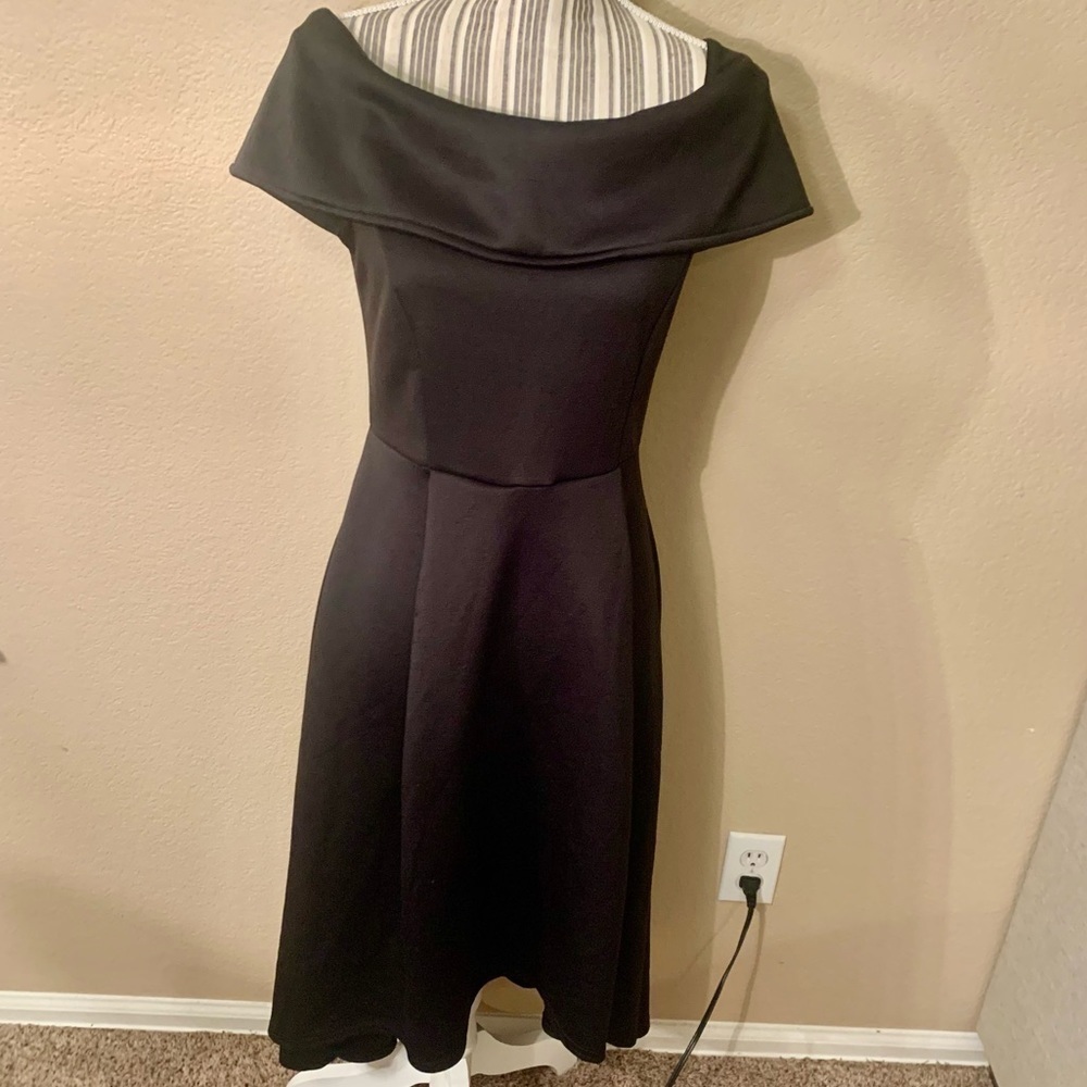 Boohoo Midi Dress Size 6 Black Gown Off the Shoulder Hi-Low Heavy Sleeveless